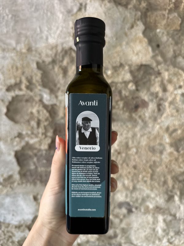 Biologische extra vierge olijfolie uit Sardinië - koudgeperst familieproduct - Afbeelding 2